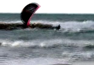 Sci acquatico con aquilone